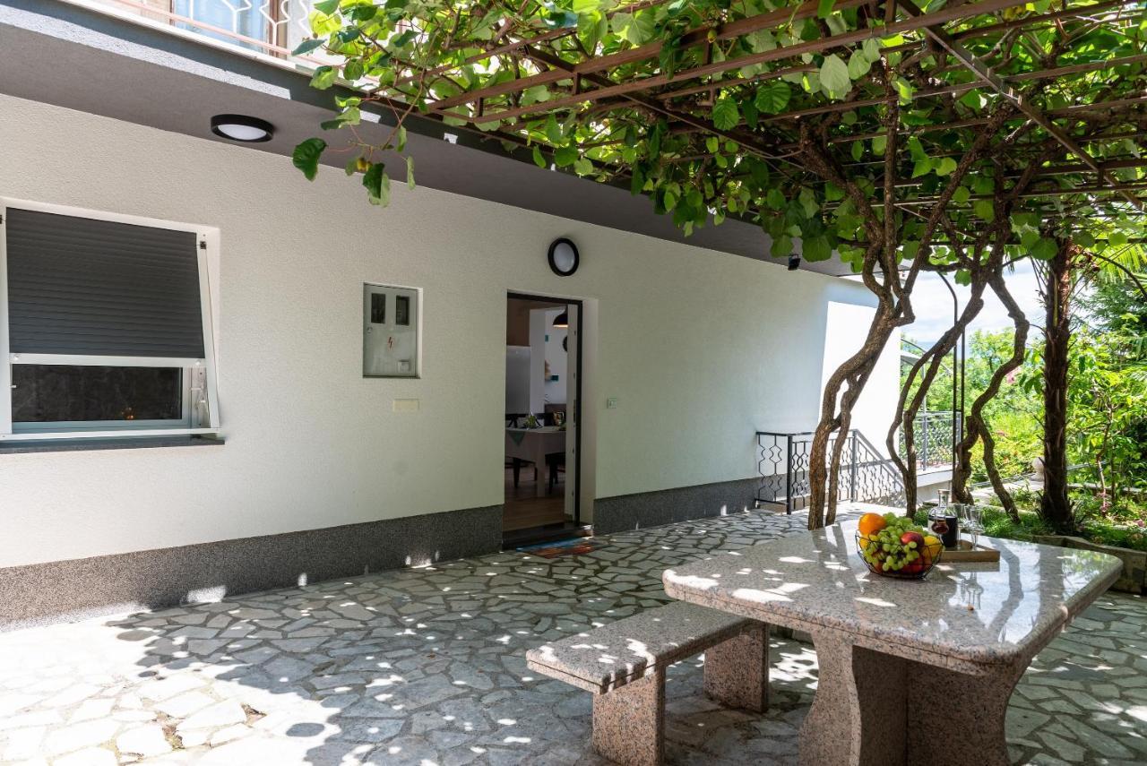 Apartment Majda Опатия Экстерьер фото